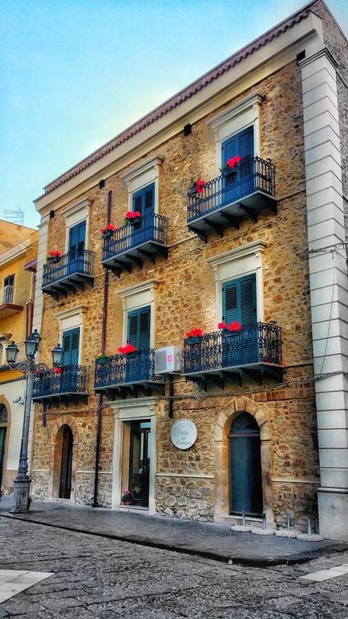 Il Portico Dei Normanni 3* Butera